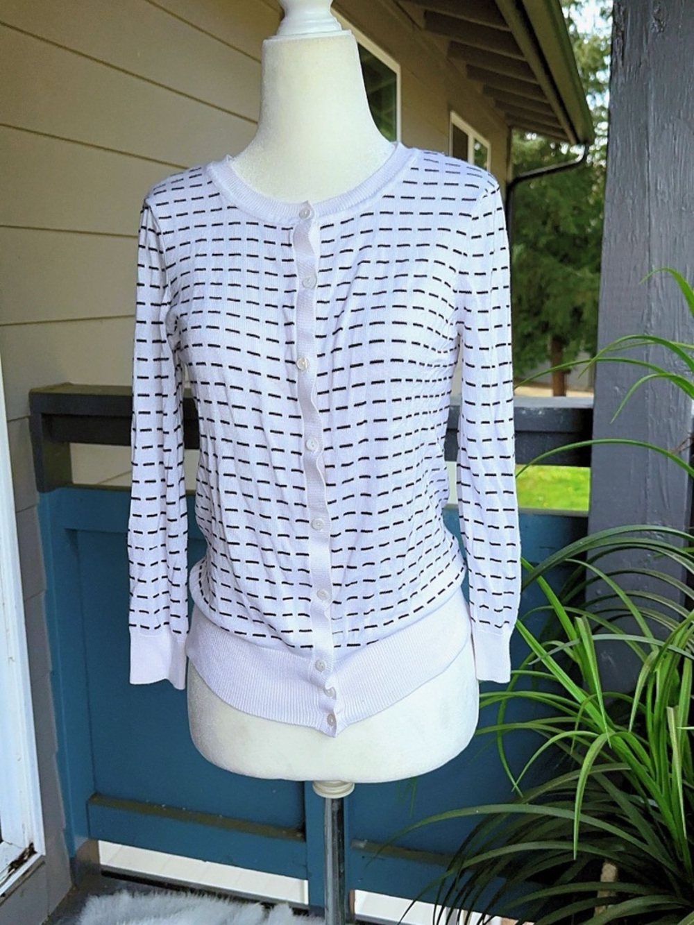 White Patterned Button-Front Women's Sweater Cardigan Sz S